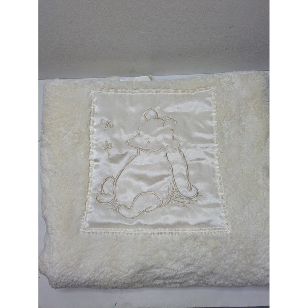 Classic Winnie The Pooh Satin Patch Trim Back Baby Blanket Plush Cream Vintage